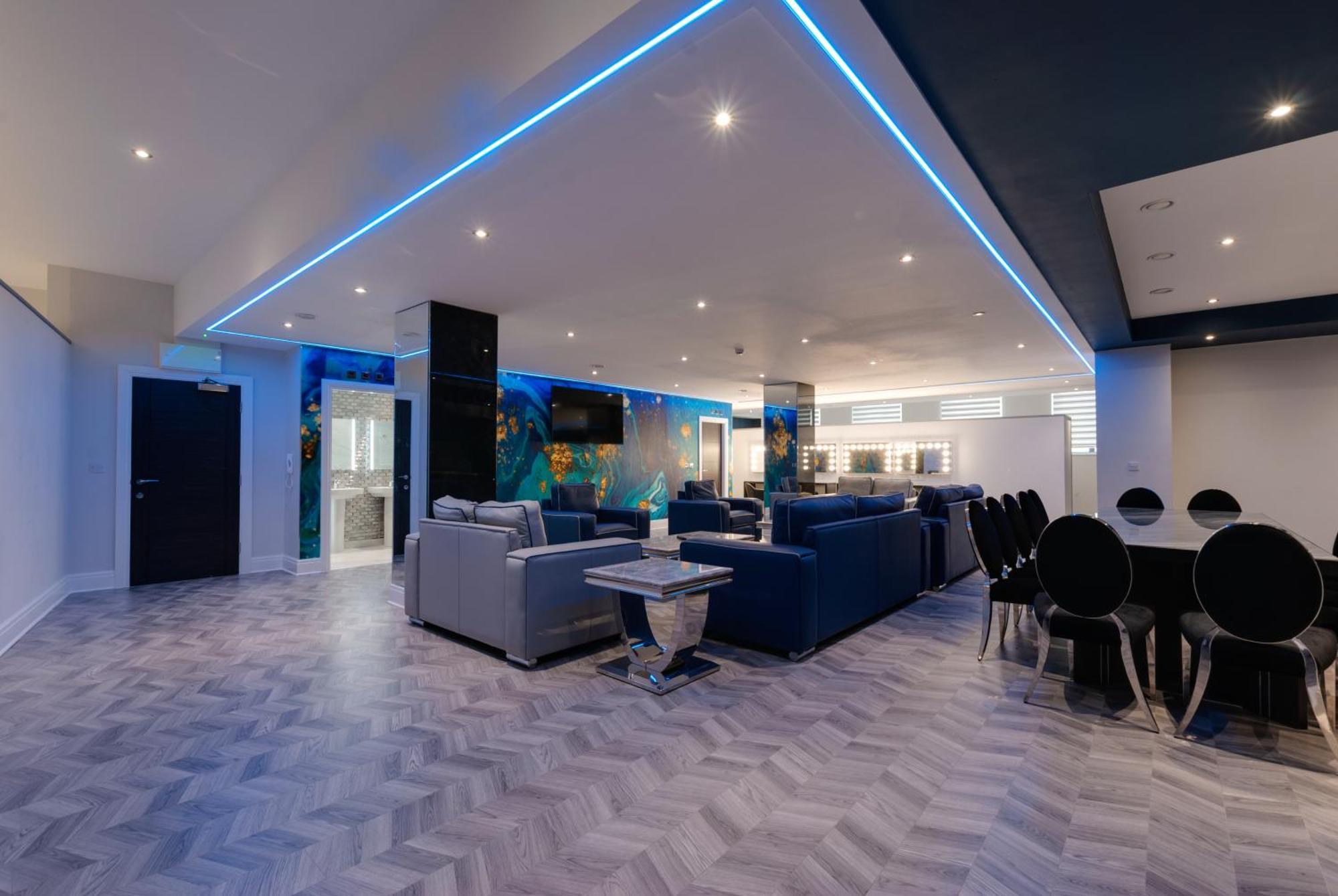 Temple Court Cavern Quarter Apartments By Happy Days Liverpool Exterior photo